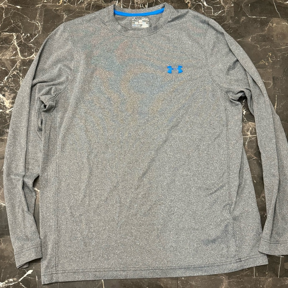 Mens Under Armour Gray Loose Cold Gear Longsleeve Shirt Sz. M